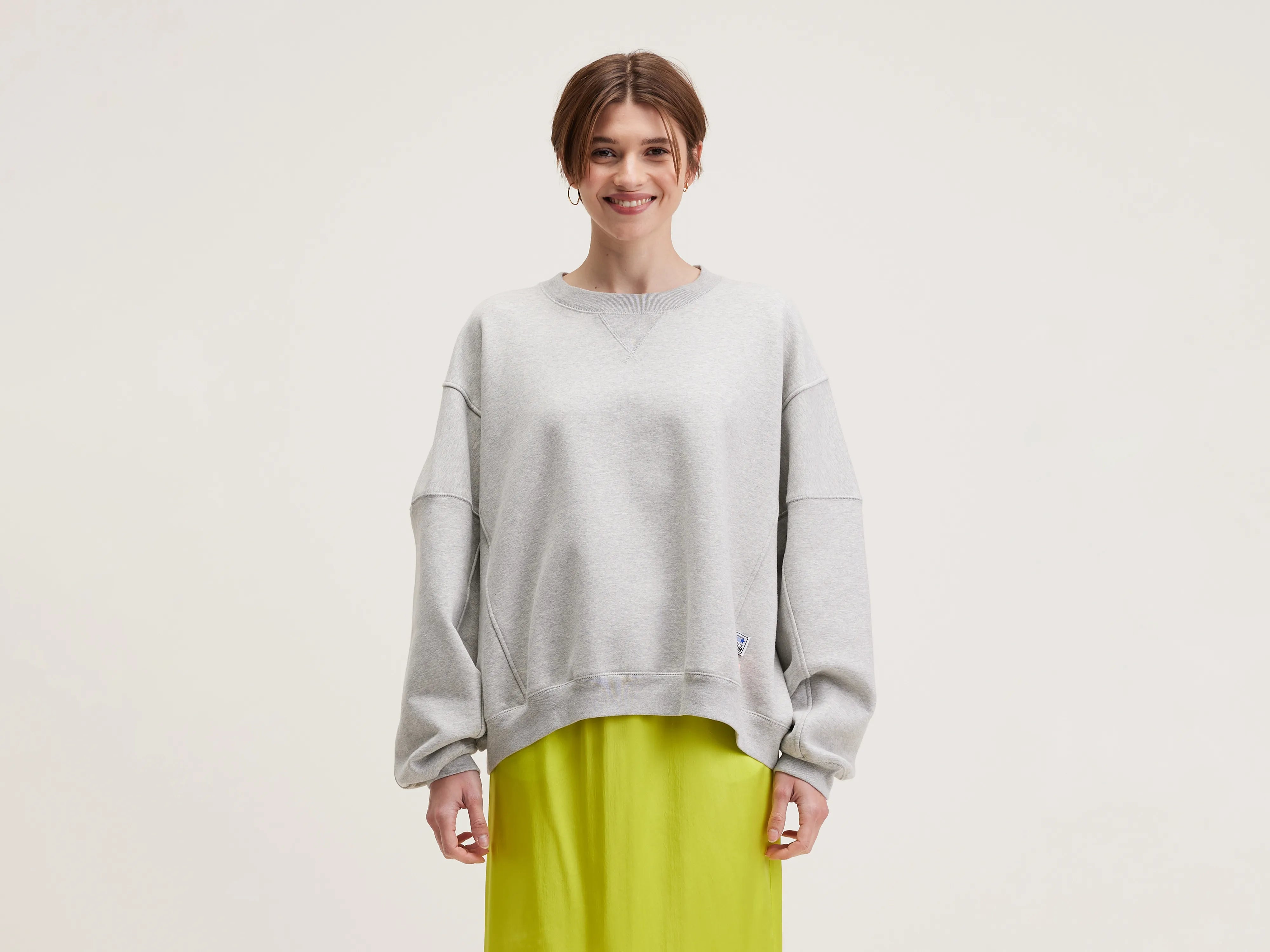 Flips round-neck sweatshirt (242 / W / H. GREY)